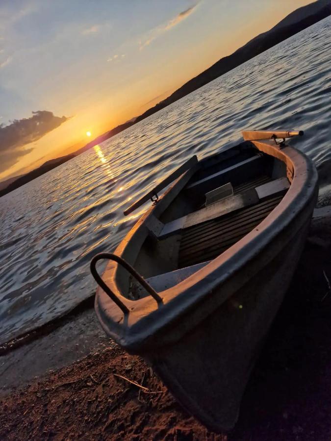 Hobití chatka Lipno Vila Černá v Pošumaví Exterior foto